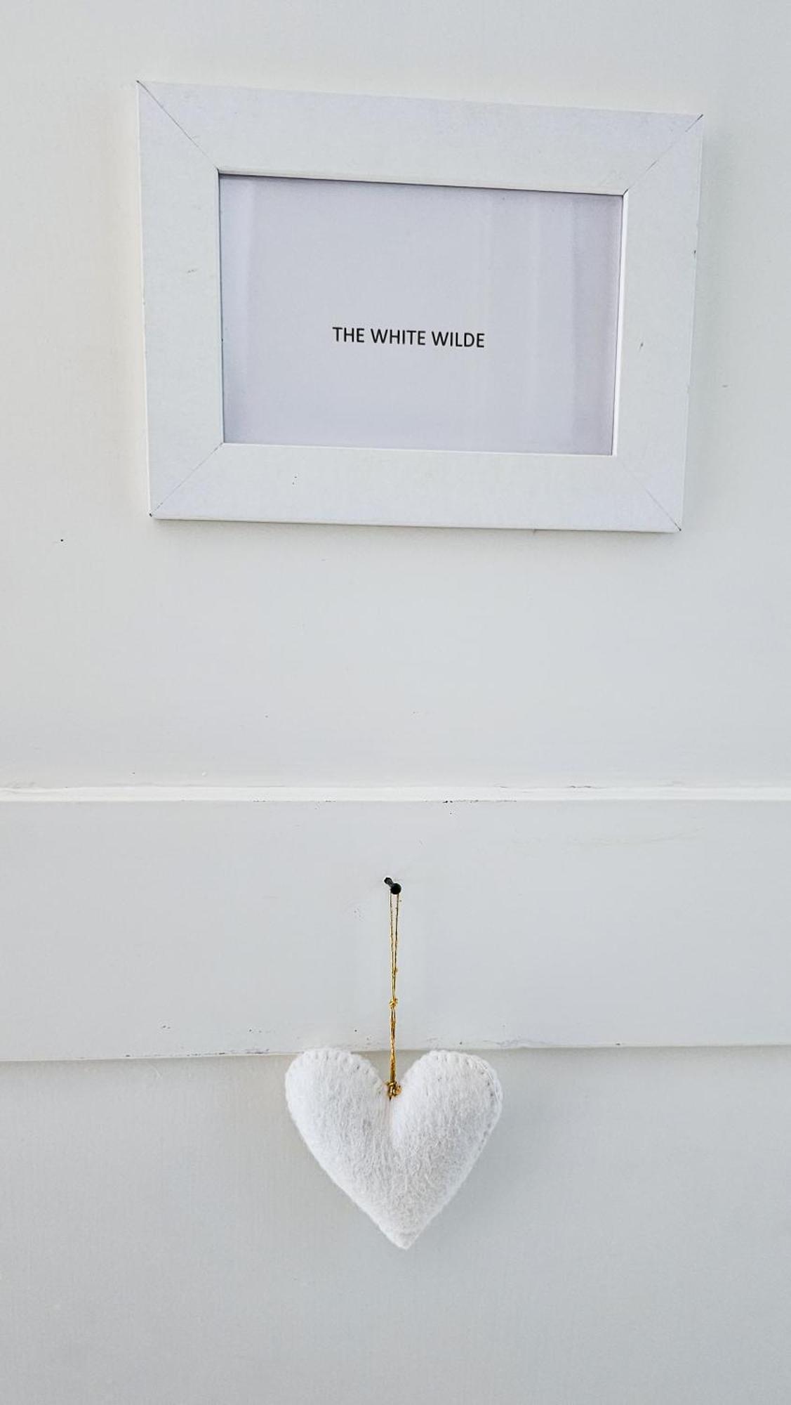 The White Wilde - Studio In A Historic Canalhouse From 1799 암스테르담 외부 사진